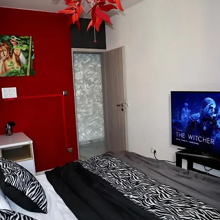 Апартаменти Lalaura High Quality Znjan 500 M Sea Magic View Free Parking *